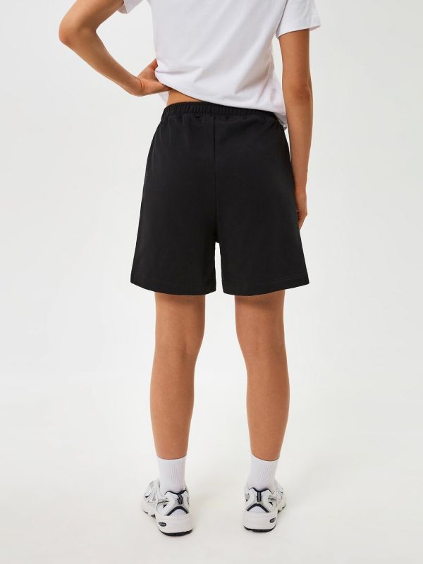 471391 Hola Shorts